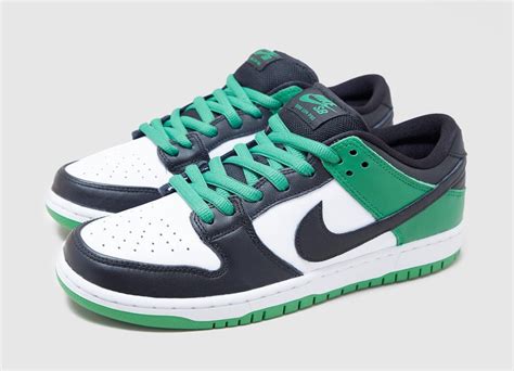 nike dunks pine green